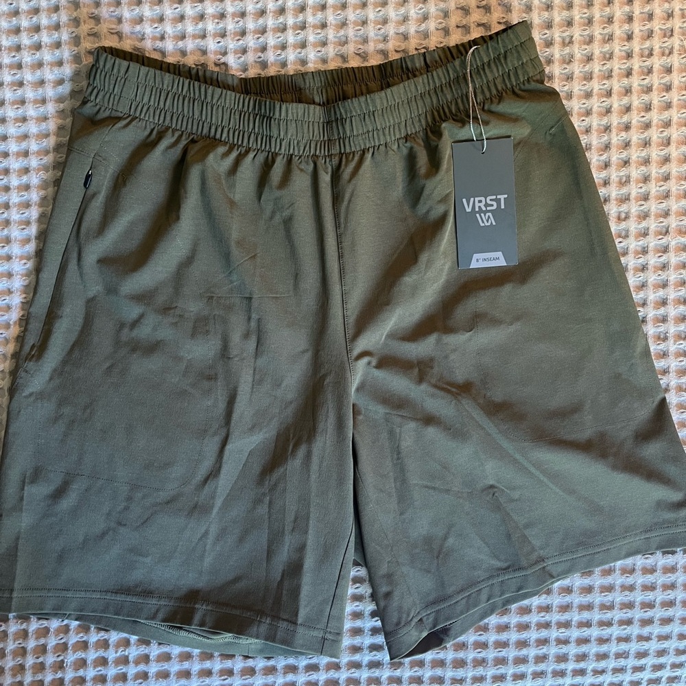 Men’s VRST Athletic Shorts size M